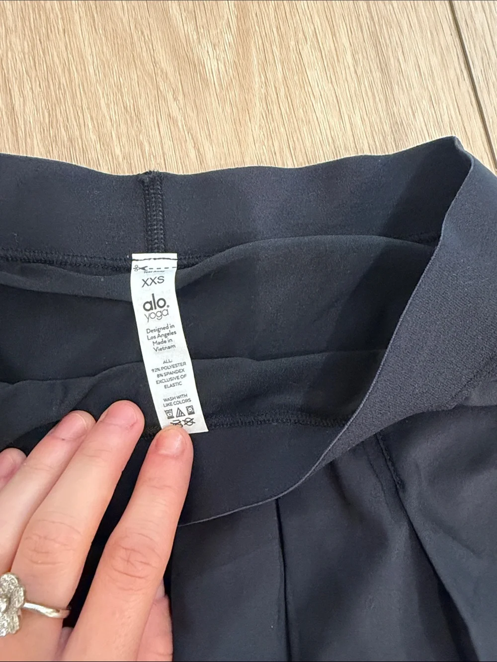 ALO Yoga Black Pleated Mini Tennis Skort